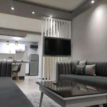 Elegant Apartment With Air Conditioner For A Great Stay 丹吉尔 外观 照片